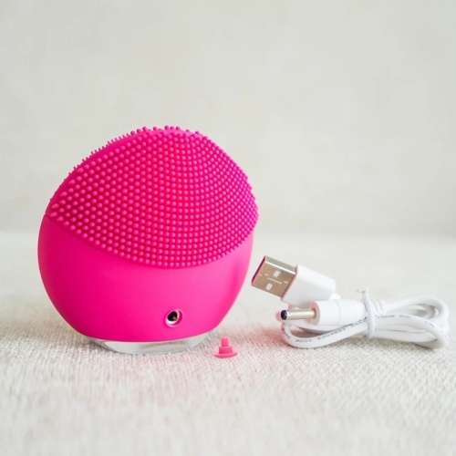 Face Cleansing Brush Ultrasonic Vibration Facial Massager Silicone Brush Cleaner