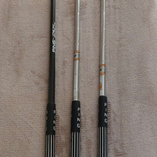Ping Golfclubs and Cart