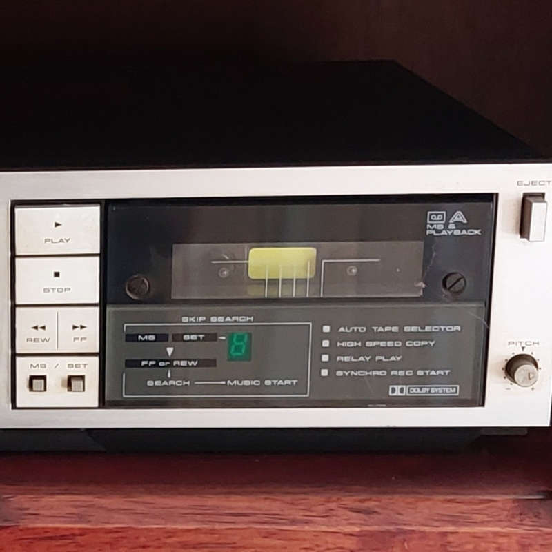 Vintage (1984) Pioneer CT-1040W Double Cassette Tape Deck
