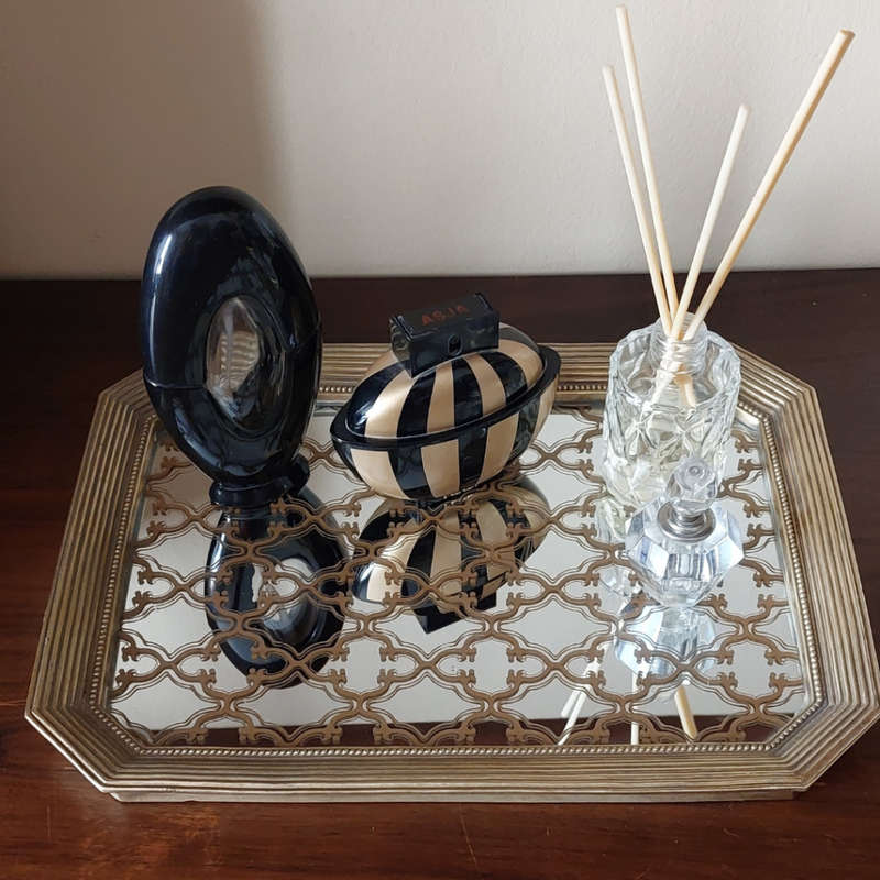 Oblong Octagonal Gold Mirrored Display Trays