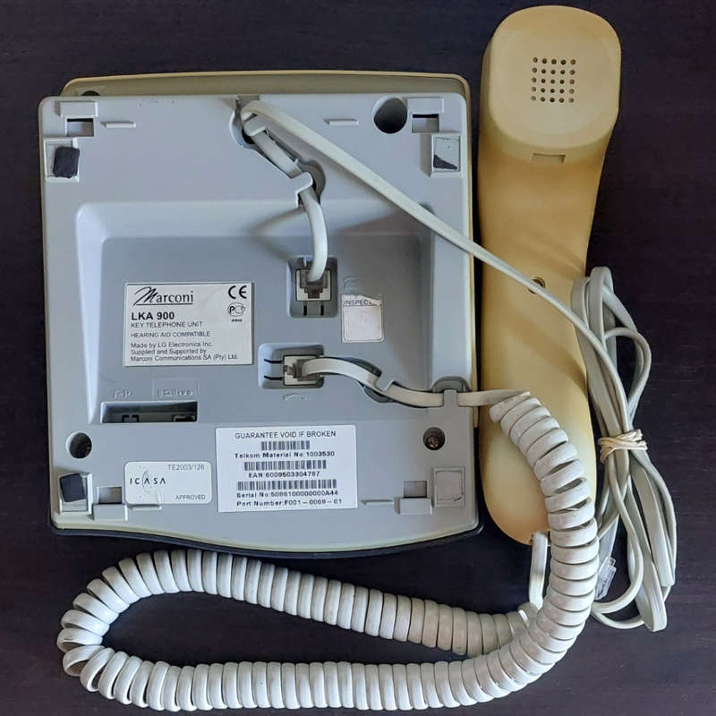 Secondhand Telkom Business LKA900 landline phone with buttons