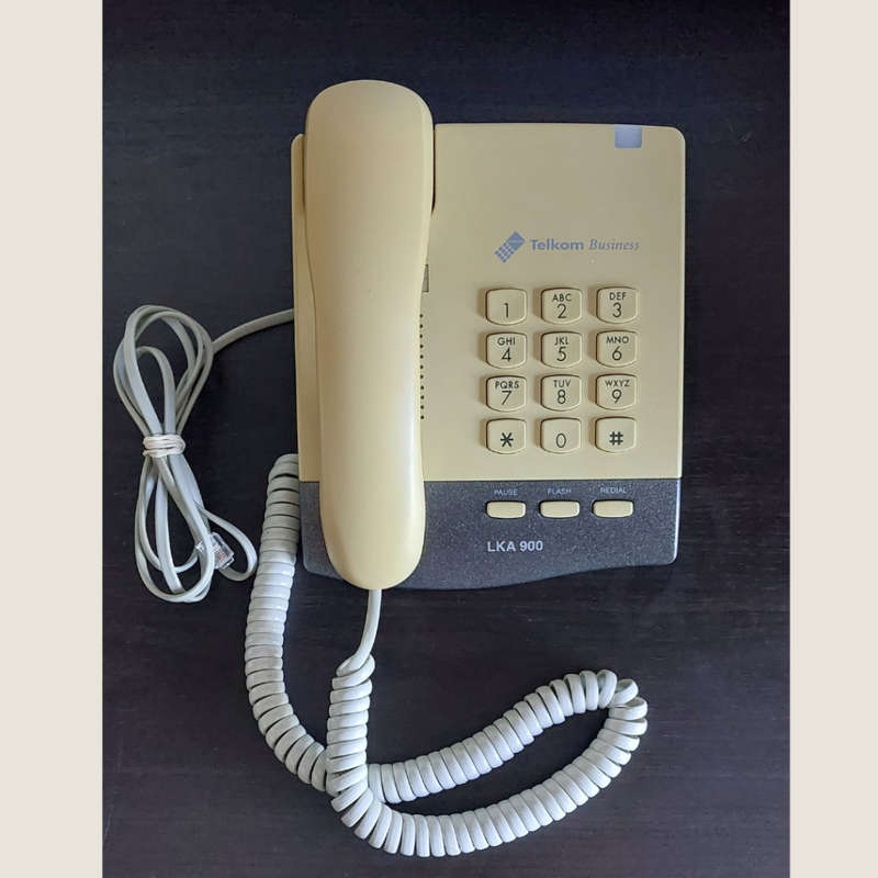 Secondhand Telkom Business LKA900 landline phone with buttons