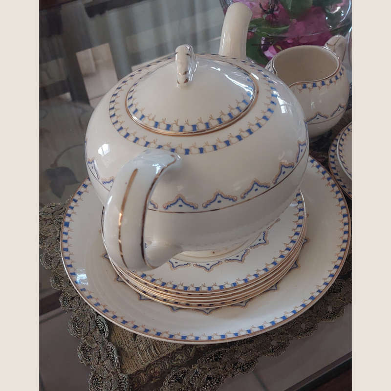 Cream and Blue 1949 UWB Commemorative Voortrekker Monument Tea Set