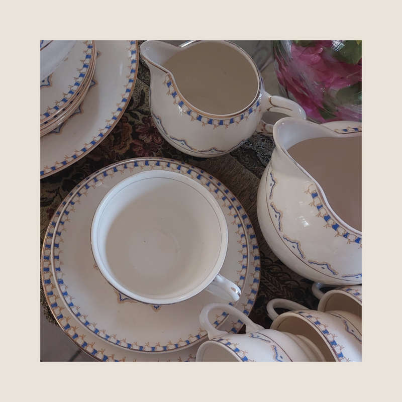 Cream and Blue 1949 UWB Commemorative Voortrekker Monument Tea Set