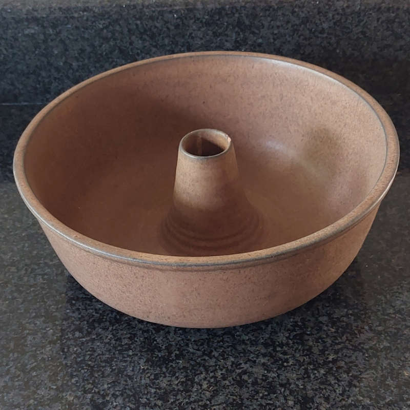 Argilla Ring Cake Baking Bowl