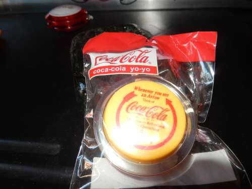 Coke Cola  YO- YO  ""Yellow Face ""