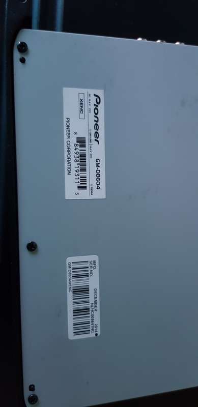 Pioneer Champion Series GM-D8604 Amplifier