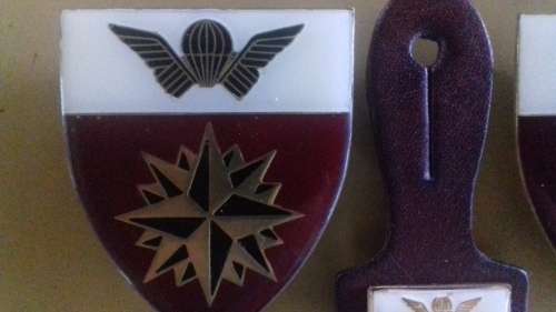 5 Recce Regiment .Original 100% set ...Mint condition