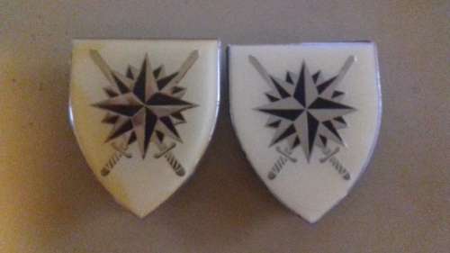 Recce Command HQ set With Fob..Aged ivory colour. 100% Original .. mint condition