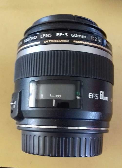 Canon EF-S 60mm f/2.8 USM Macro Excellent condition