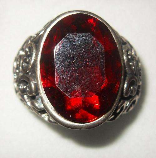 Silver ring with Red stone - Size 19