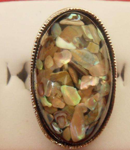 Silver ring with black speckled stone - Size 18
