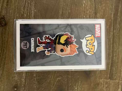 CARNAGE!!MARVEL!!FUNKO POP!! HOT TOPIC EXCLUSIVE!!!