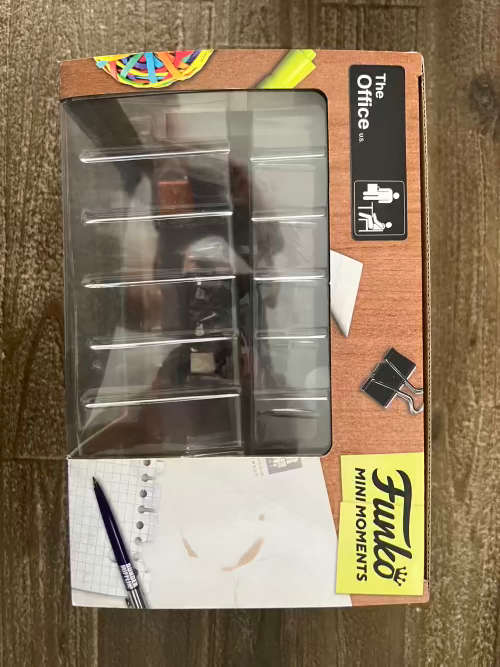 MICHAEL SCOTT!! THE OFFICE!! FUNKO POP!! MINI MOMENTS!!