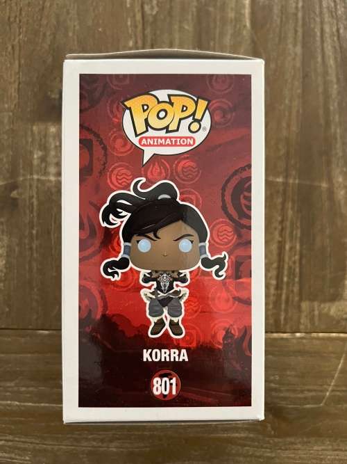 KORRA!! THE LEGEND OF KORRA!!FUNKO POP!! HOT TOPIC EXCLUSIVE!!