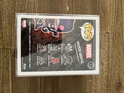 VENOMIZED GWENPOOL!! VENOM!! FUNKO POP!! GAMESTOP EXCLUSIVE!!