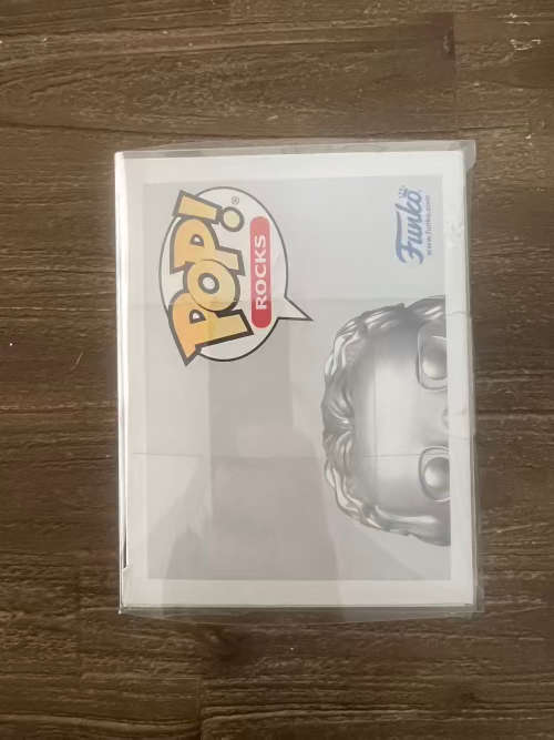 COREY TAYLOR!!SLIPKNOT!!FUNKO POP!! HOT TOPIC EXCLUSIVE!!
