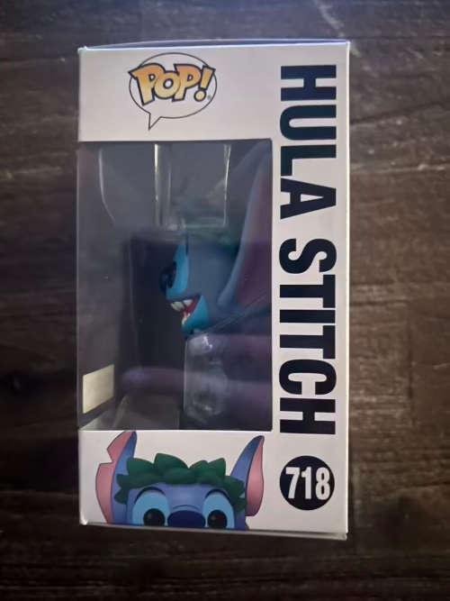 HULA STITCH!!LILO&STITCH!!FUNKO POP!! HOT TOPIC EXCLUSIVE!!
