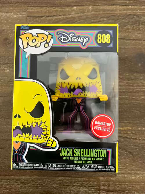 JACK SKELLINGTON!!DISNEY!!FUNKO POP!! GAMESTOP EXCLUSIVE!! BLACKLIGHT!!