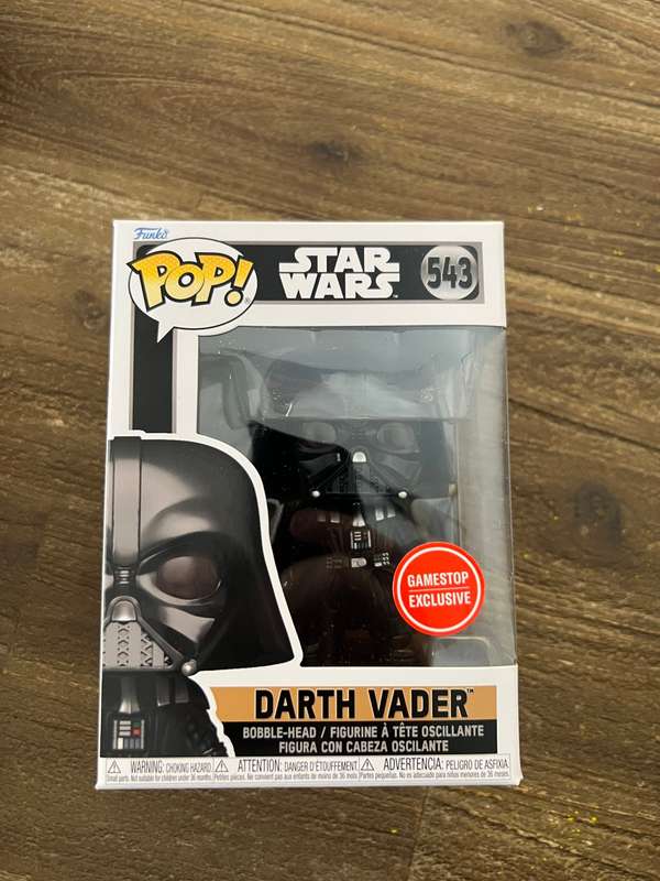 DARTH VADER!! STAR WARS!! FUNKO POP!! GAMESTOP EXCLUSIVE!!