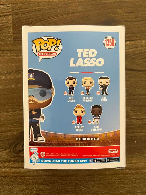 COACH BEARD!!TED LASSO!! FUNKO POP!! EE EXCLUSIVE!!