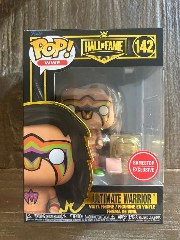ULTIMATE WARRIOR!!WWE!!FUNKO POP!! GAMESTOP EXCLUSIVE!! POP& PIN!!