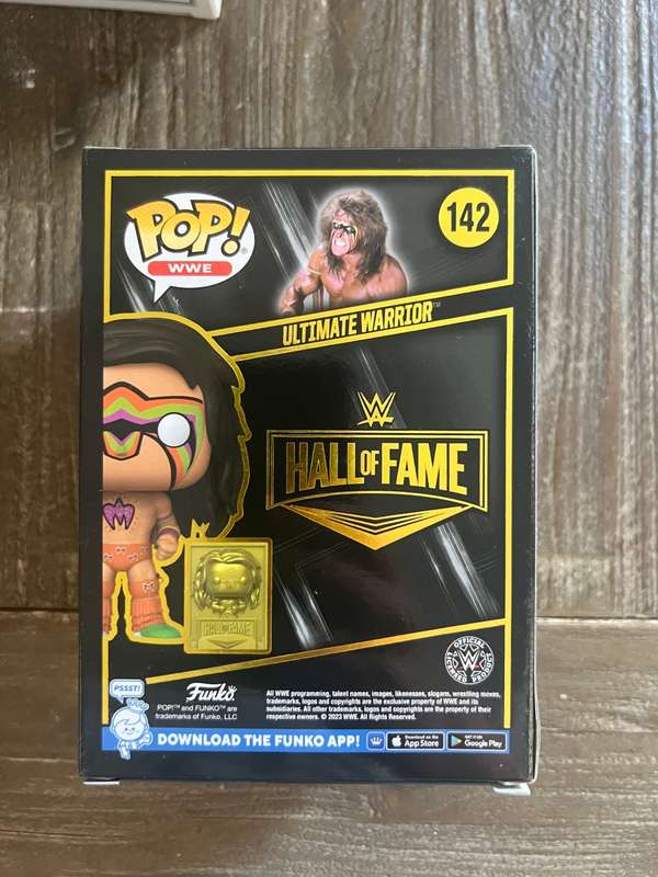 ULTIMATE WARRIOR!!WWE!!FUNKO POP!! GAMESTOP EXCLUSIVE!! POP& PIN!!