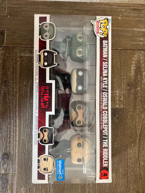 BATMAN 4 PACK!!BATMAN!!FUNKO!! WALMART EXCLUSIVE!!