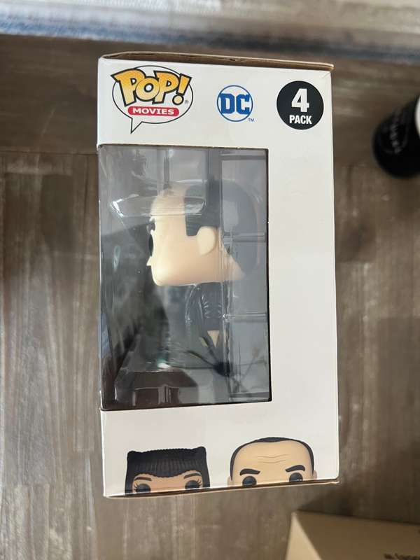 BATMAN 4 PACK!!BATMAN!!FUNKO!! WALMART EXCLUSIVE!!