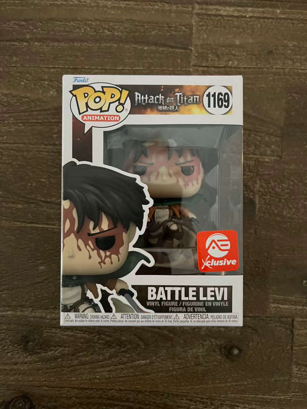 battLE LEVI!!ATTACK ON TITAN!!FUNKO POP!! AE EXCLUSIVE!!