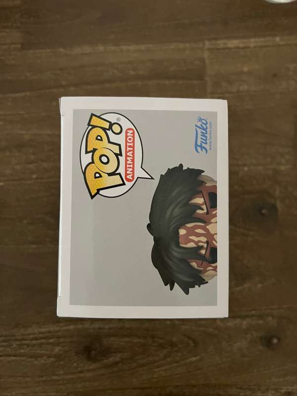 battLE LEVI!!ATTACK ON TITAN!!FUNKO POP!! AE EXCLUSIVE!!