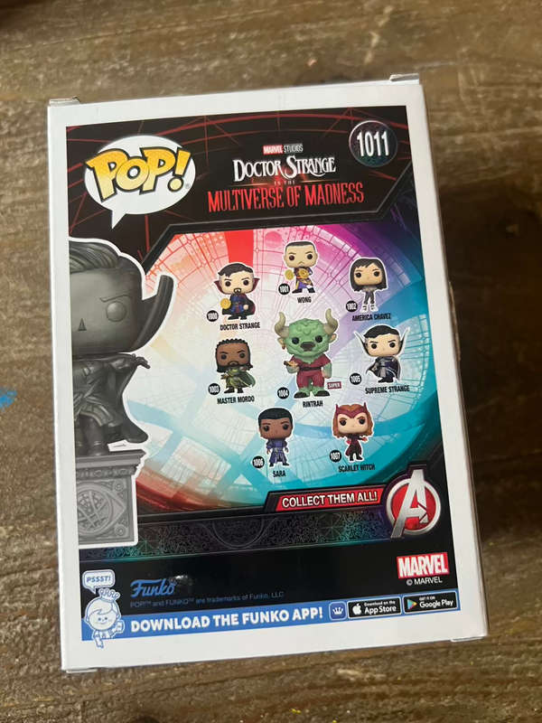 SUPREME STRANGE STATUE!!DR STRANGE!!FUNKO POP!! MARVEL COLLECTORS EXCLUSIVE!!