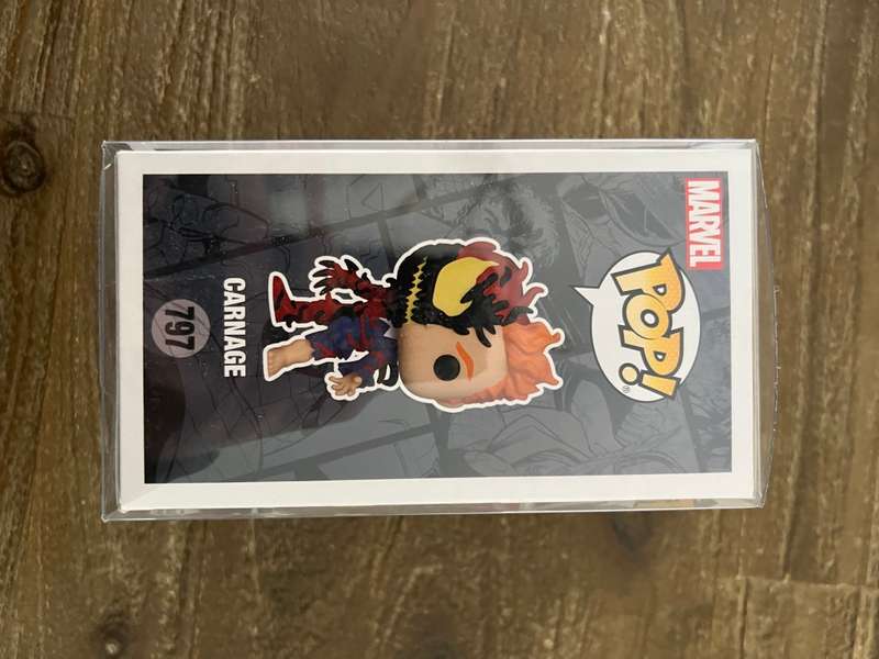 CARNAGE!!MARVEL!!FUNKO POP!! HOT TOPIC EXCLUSIVE!!!