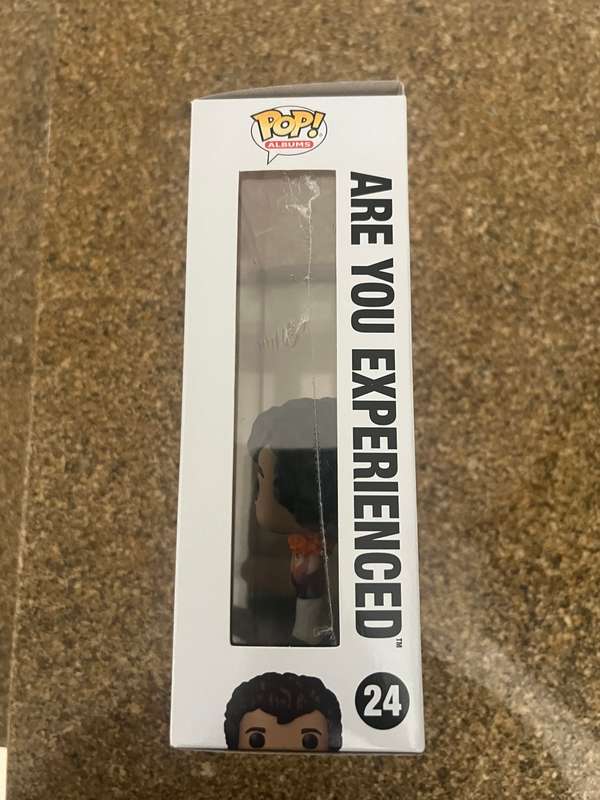 JIMI HENDRIX!!JIMI HENDRIX!!FUNKO POP!!WALMART EXCLUSIVE!!