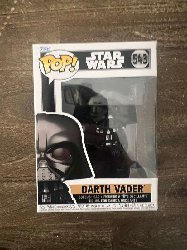 DARTH VADER!! STAR WARS!! FUNKO POP!! GAMESTOP EXCLUSIVE!! (NO STICKER)