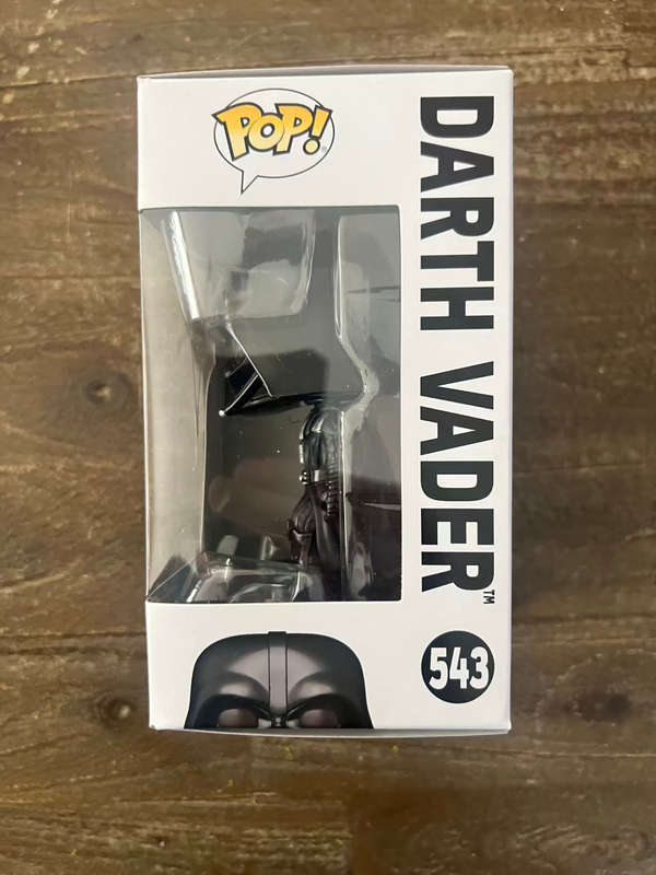 DARTH VADER!! STAR WARS!! FUNKO POP!! GAMESTOP EXCLUSIVE!! (NO STICKER)