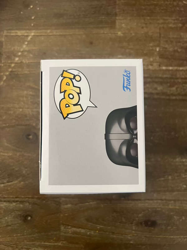 DARTH VADER!! STAR WARS!! FUNKO POP!! GAMESTOP EXCLUSIVE!! (NO STICKER)
