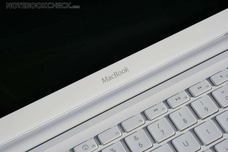 THE NEW Apple MacBook 6.1 Unibody 10  Notebook*13.1" LED
