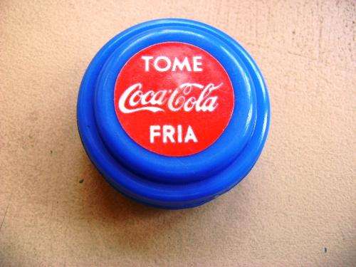 VINTAGE PROFESSIONAL CHAMPION MEXICAN COCA-COLA RUSSEL YO-YO
