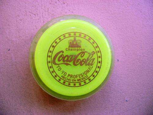 VINTAGE PROFESSIONAL CHAMPION MEXICAN COCA-COLA RUSSEL YO-YO