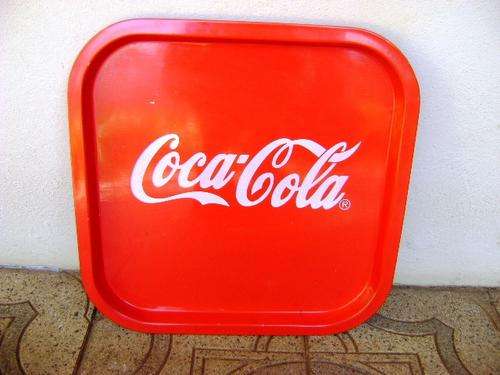 COLLECTIBLE NEAR MINT COCA-COLA TRAY