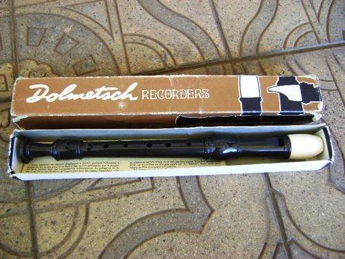 VINTAGE DOLMETSCH DESCANT RECORDER MADE IN ENGLAND IN BOX