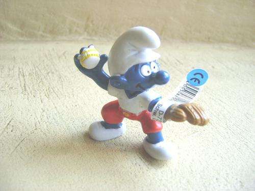 PEYO SCHLEICH BASEBALL PITCHER SMURF