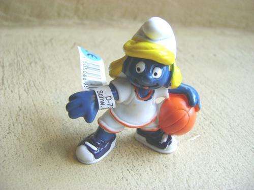 PEYO SCHLEICH BASKETBALL SMURFETTE