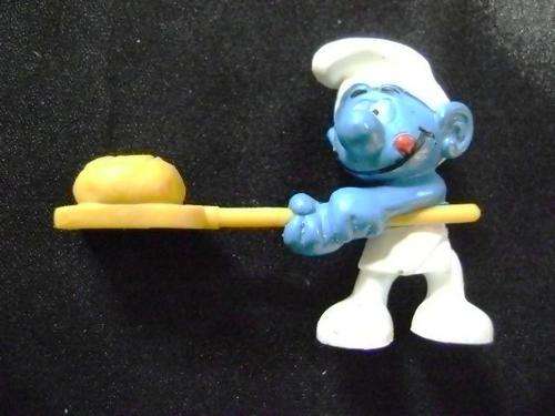 VINTAGE  PEYO SCHLEIGH W GERMANY BAKER SMURF