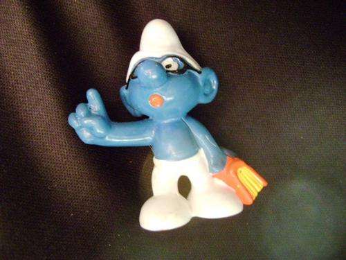 VINTAGE 1983 PEYO SCHLEIGH HK BOOKWORM SMURF