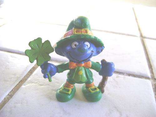 VINTAGE 1982 PEYO PORTUGAL ST PATRIC LEPRECHAUN SMURF