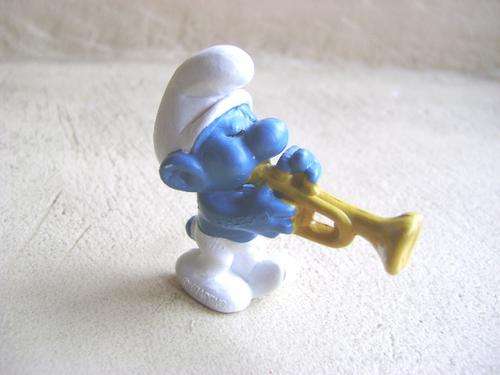 VINTAGE 1974  PEYO SCHLEIGH HK TRUMPET SMURF