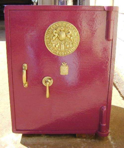 1857 PATENT MILNERS 212 FIRE-RESISTING SAFE