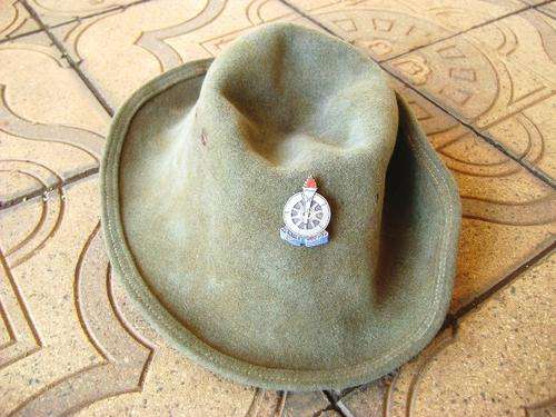 1960 ORIGINAL VOORTREKKER HAT WITH BADGE